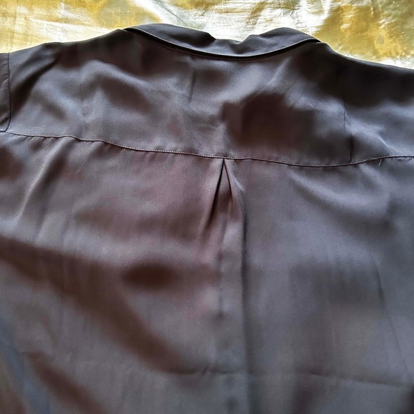 NEW PHOTOS! TUXEDO BLOUSE, BLACK, SIZE 3X, FRONT PLEATS, FRONT BUTTONS, LONG SLV - Picture 3 of 12